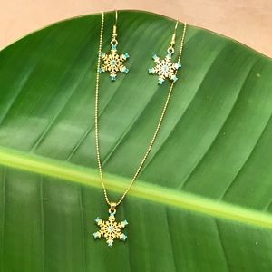 Gold rhinestone snowflake necklace earring set
